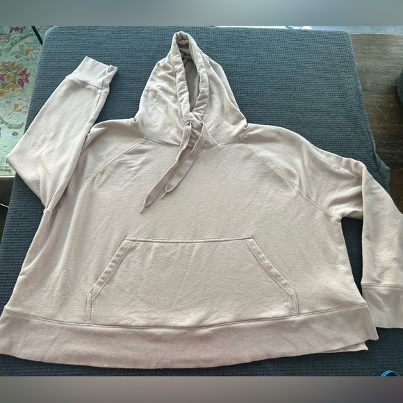 JoyLab Pale Pink Oversized XL Hoodie - Slightly Cropped, Extra Soft - Picture 10 of 12